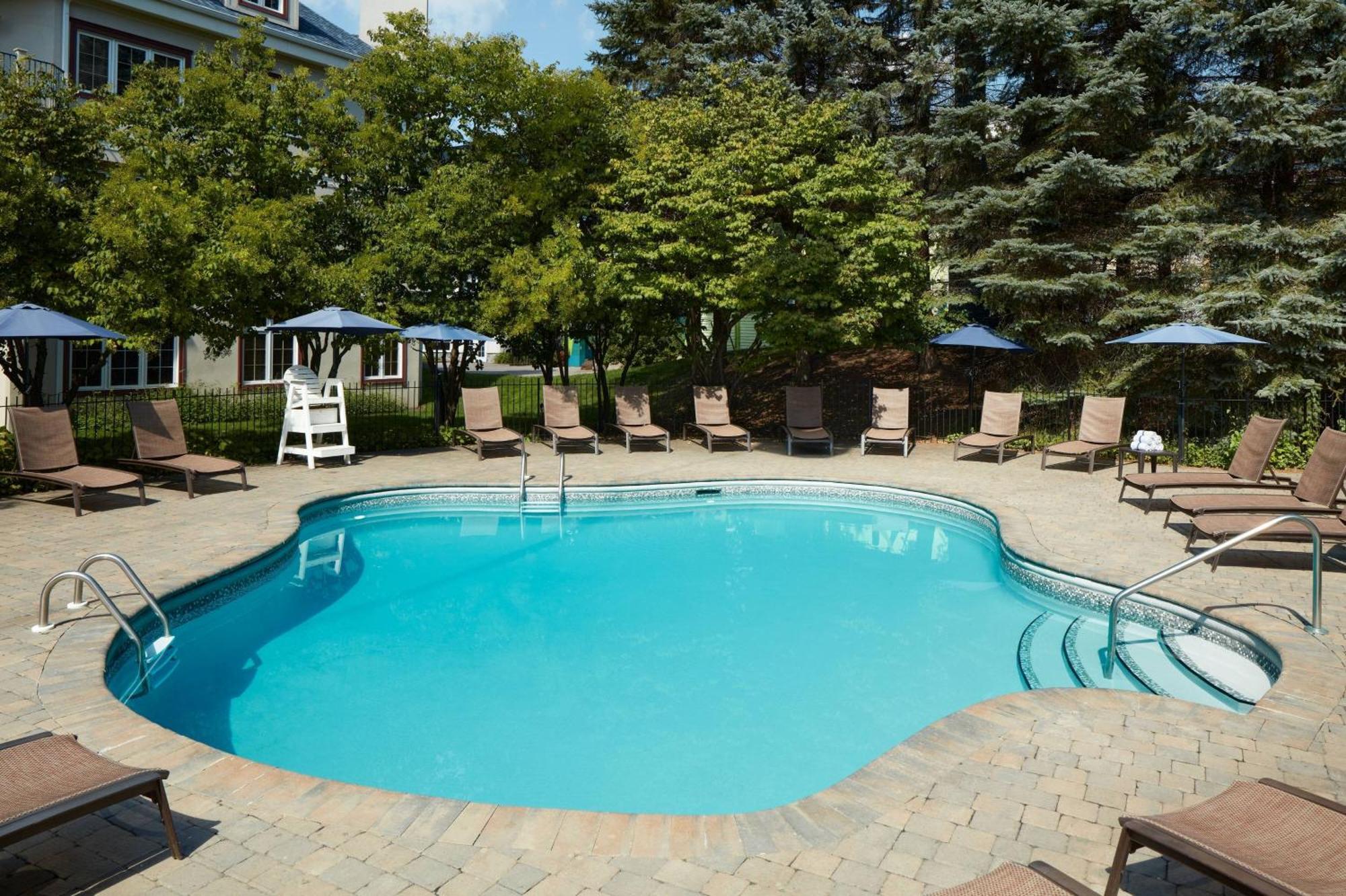 Residence Inn By Marriott Mont Tremblant Manoir Labelle Exterior photo
