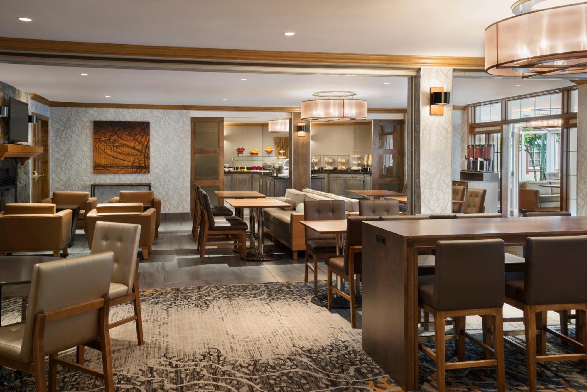 Residence Inn By Marriott Mont Tremblant Manoir Labelle Exterior photo